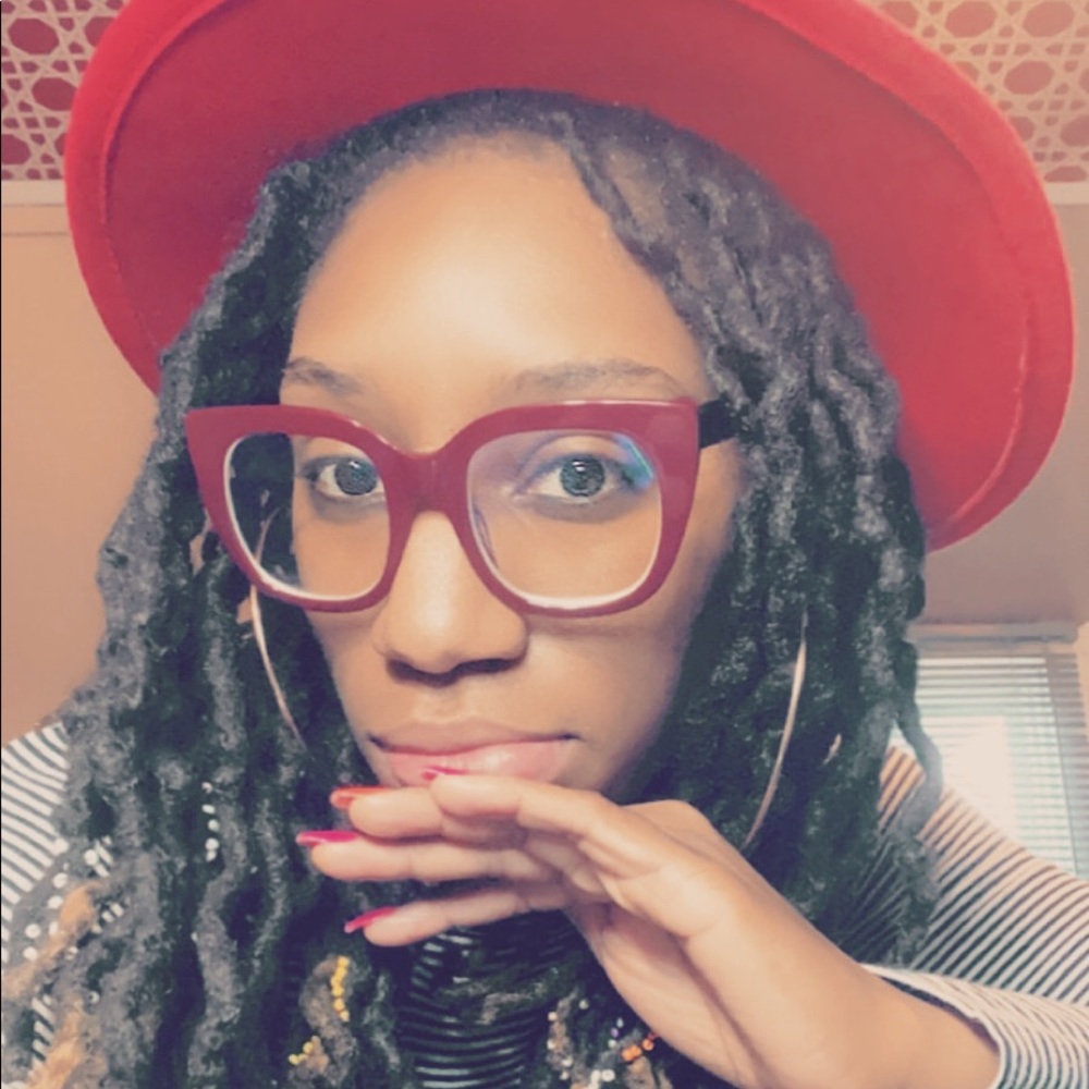 Meet your Posher, Brittany